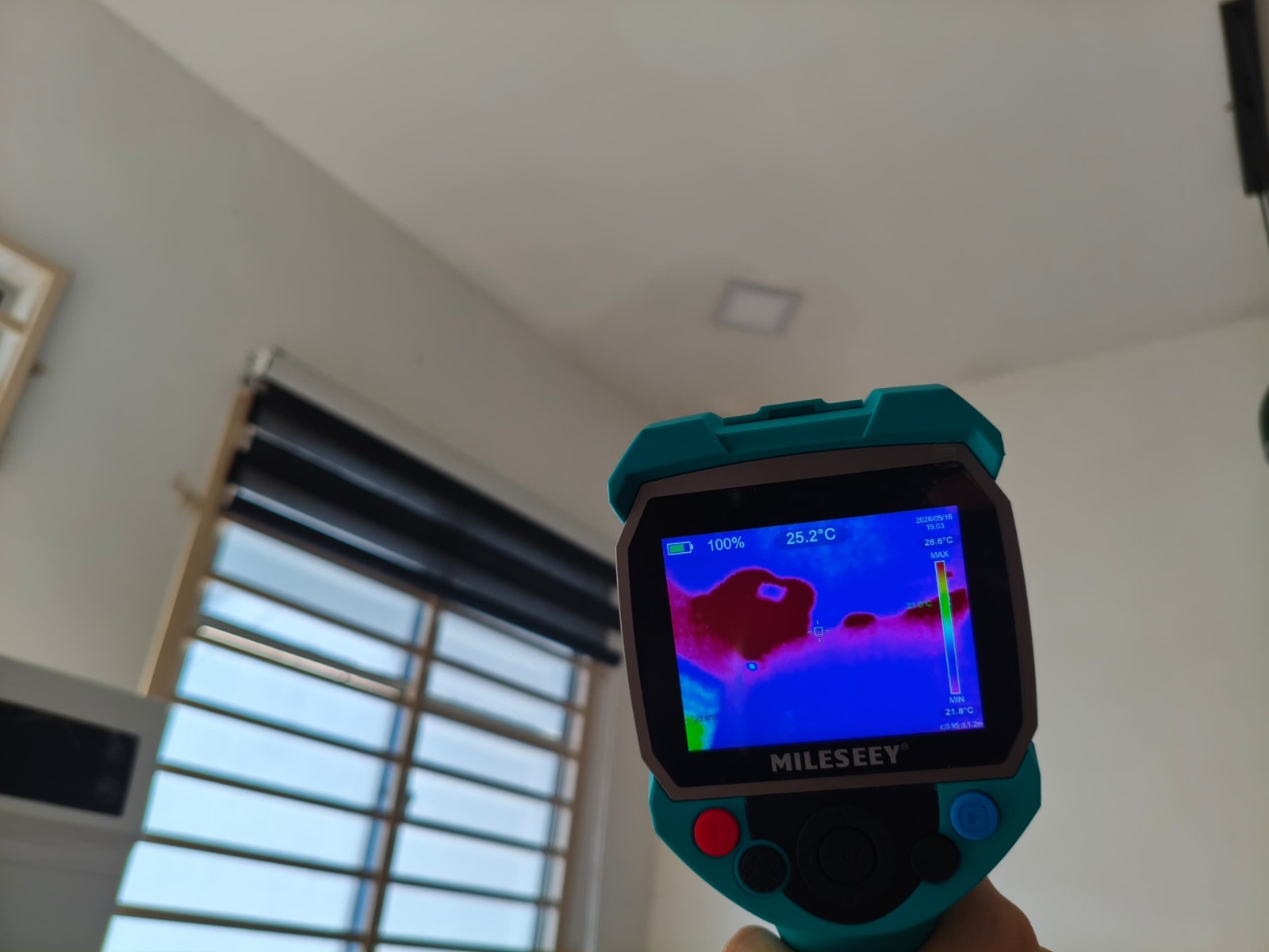 Thermal imaging tool for water mark detection